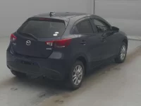 Mazda DEMIO лот № 73702 оценка 3  с аукциона в Японии 1