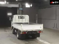 Hino DUTRO лот № 7037 оценка 3  с аукциона в Японии 1