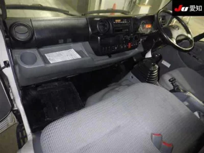 Hino DUTRO  с аукциона в Японии