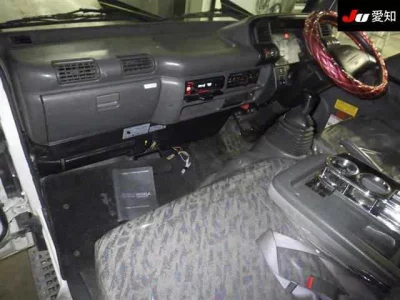 Isuzu ELF  с аукциона в Японии