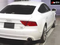 Audi A7 лот № 30291 оценка 3.5  с аукциона в Японии 7