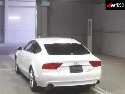 Audi A7  с аукциона в Японии