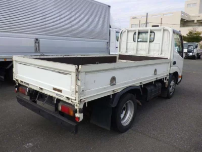 Toyota DYNA  с аукциона в Японии