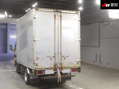 Isuzu TRUCK  с аукциона в Японии