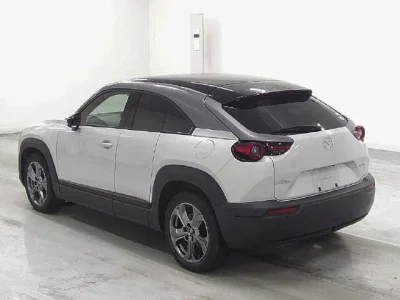 Mazda MX-30  с аукциона в Японии