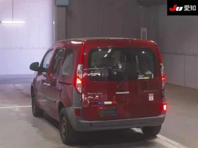 Renault KANGOO  с аукциона в Японии