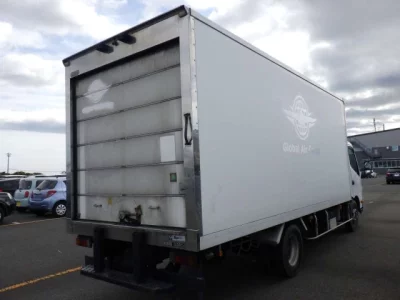 Hino DUTRO  с аукциона в Японии