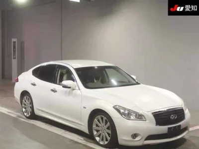 Nissan FUGA  с аукциона в Японии