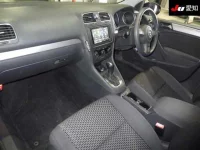 Volkswagen GOLF лот № 30317 оценка 3  с аукциона в Японии 2