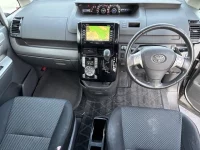 Toyota NOAH лот № 1806 оценка 3  с аукциона в Японии 3
