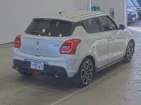 Suzuki SWIFT лот № 1808 оценка 6  с аукциона в Японии 1