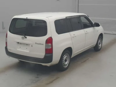 Toyota PROBOX  с аукциона в Японии