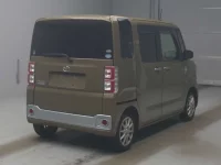 Toyota PIXIS MEGA лот № 23020 оценка 3.5  с аукциона в Японии 1