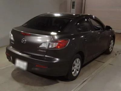 Mazda AXELA  с аукциона в Японии