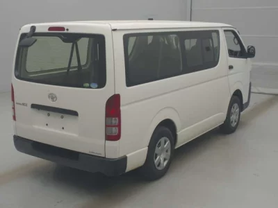 Toyota REGIUS ACE VAN  с аукциона в Японии
