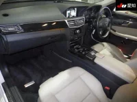 Mercedes-Benz E CLASS лот № 4104 оценка 4.5  с аукциона в Японии 2