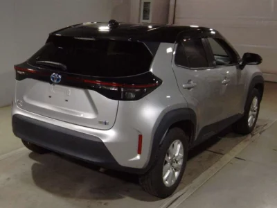 Toyota YARIS CROSS  с аукциона в Японии