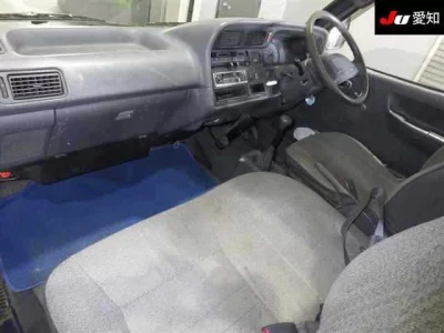 Toyota HIACE VAN  с аукциона в Японии