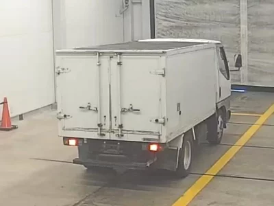 Mitsubishi CANTER  с аукциона в Японии