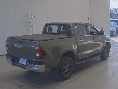 Toyota HILUX  с аукциона в Японии