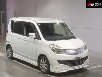 Mitsubishi DELICA D2