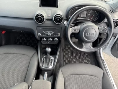 Audi A1  с аукциона в Японии