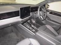 Volkswagen PASSAT лот № 329 оценка 5  с аукциона в Японии 2