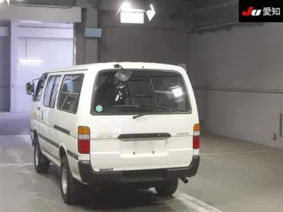 Toyota HIACE VAN  с аукциона в Японии