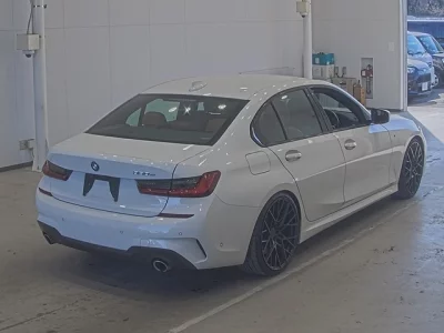 BMW 3-Series  с аукциона в Японии