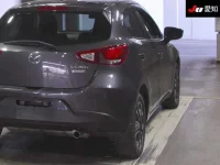 Mazda DEMIO лот № 30363 оценка R  с аукциона в Японии 7