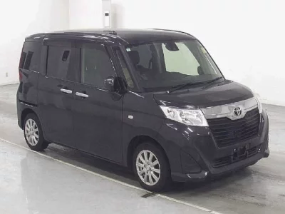 Toyota ROOMY  с аукциона в Японии