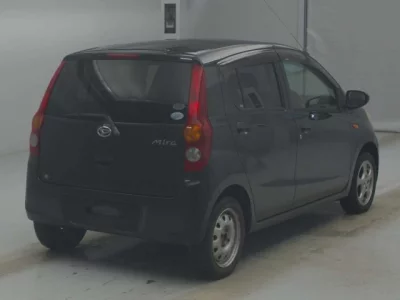 Daihatsu MIRA  с аукциона в Японии