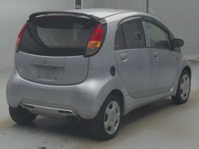 Mitsubishi I  с аукциона в Японии