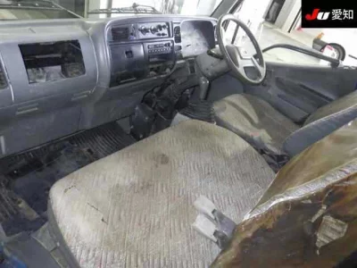 Mitsubishi CANTER  с аукциона в Японии