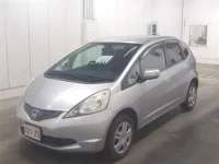 Honda FIT лот № 3007 оценка 3.5  с аукциона в Японии 3