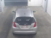 Honda FIT лот № 3007 оценка 3.5  с аукциона в Японии 5
