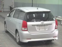 Toyota WISH лот № 2113 оценка 3.5  с аукциона в Японии 1