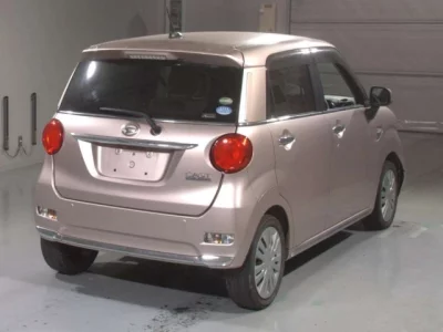Daihatsu Cast  с аукциона в Японии