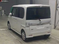 Daihatsu TANTO лот № 3045 оценка 3.5  с аукциона в Японии 1