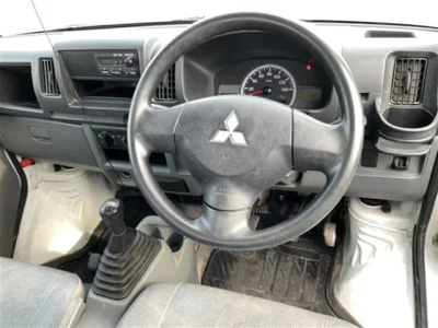 Mitsubishi MINICAB TRUCK