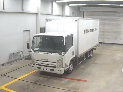 Isuzu ELF