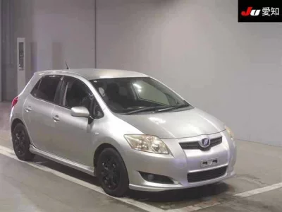 Toyota AURIS  с аукциона в Японии