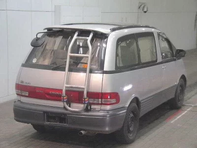 Toyota ESTIMA  с аукциона в Японии