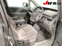 Toyota NOAH лот № 7513 оценка 3.5  с аукциона в Японии 5