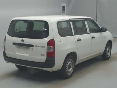 Toyota SUCCEED  с аукциона в Японии