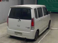 Suzuki WAGON R лот № 3052 оценка 3.5  с аукциона в Японии 3