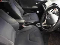 Honda FIT лот № 3053 оценка 3.5  с аукциона в Японии 7