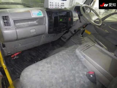 Hino DUTRO  с аукциона в Японии