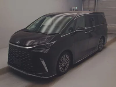 Lexus LM  с аукциона в Японии