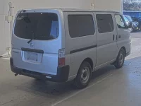 Nissan CARAVAN VAN лот № 1875 оценка RA  с аукциона в Японии 1